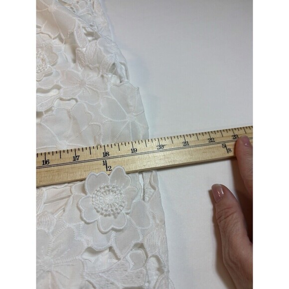 Storia Mini Dress White Lace Large Plunge Neckline V-neck Backless Eyelet - Picture 8 of 12